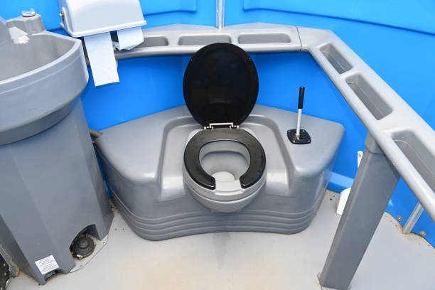 Portable Toilet Options We Offer in Walnut Grove, CA